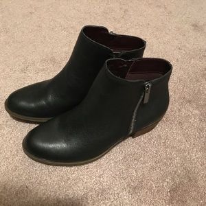 KENSIE black booties